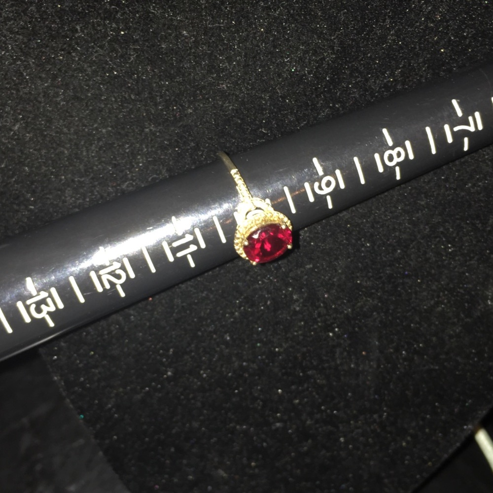 Garnet Ring - Picture 3 of 4